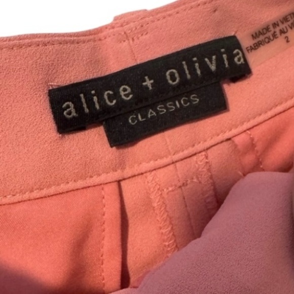 NEW, Alice + Olivia Pink Shorts in Size 2, NWOT - Picture 6 of 6